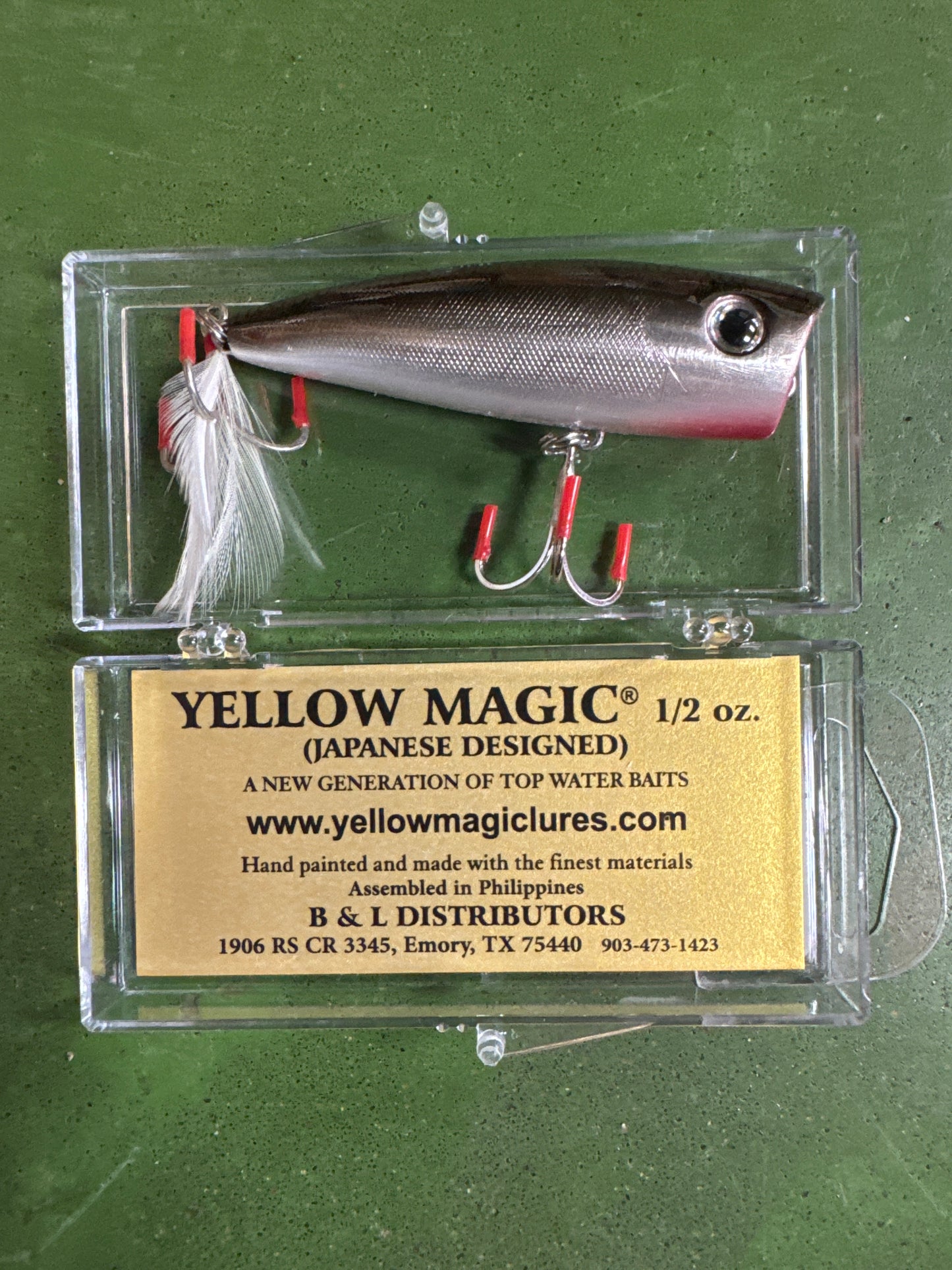 Yellow Magic Magnum - Smoke Shad